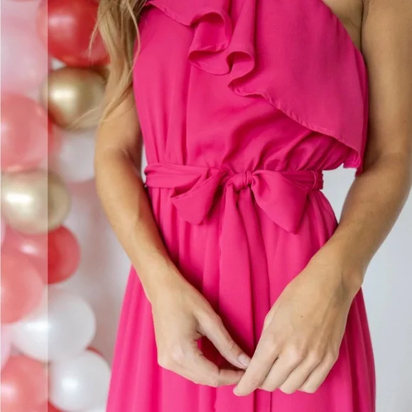 Andree by unit ONE SHOULDER RUFFLE MAXI DRESS - FUCHSIA - Picture 7 of 9
